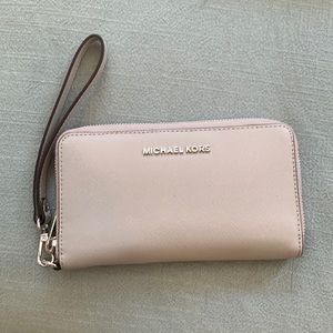 NWT Michael Kors wristlet in grey with silver hardware